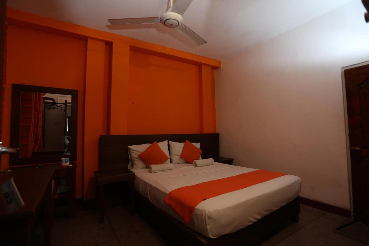 Tree Breeze Inn Kandy Eksteriør billede