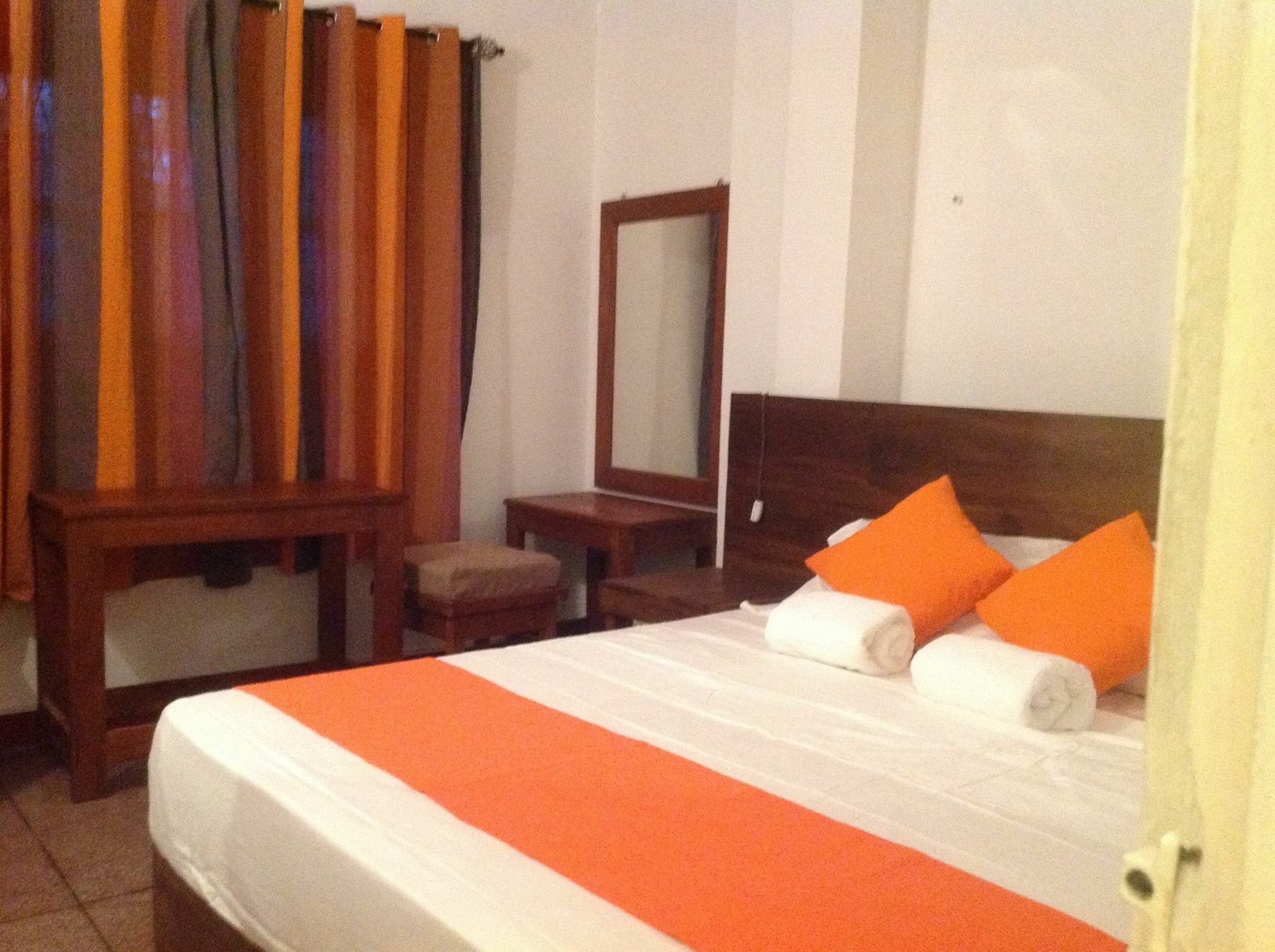 Tree Breeze Inn Kandy Eksteriør billede