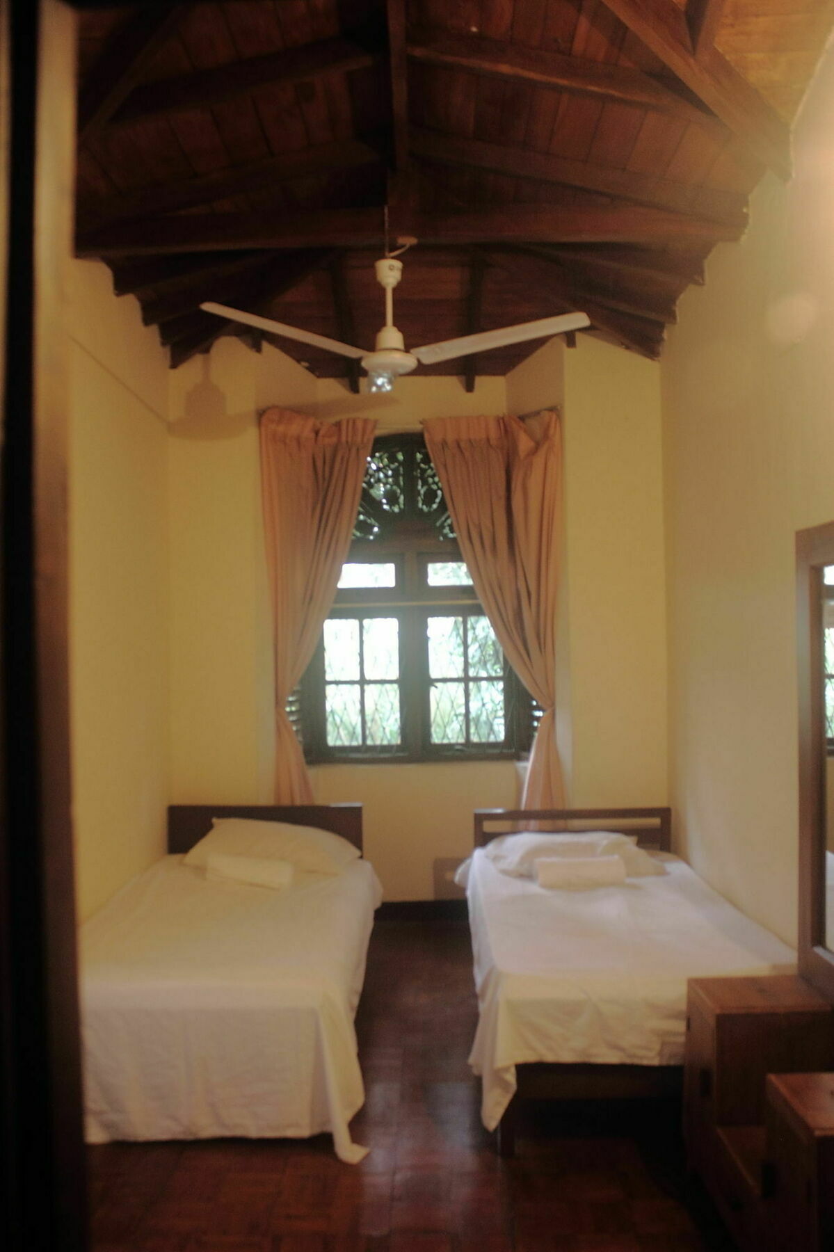 Tree Breeze Inn Kandy Eksteriør billede